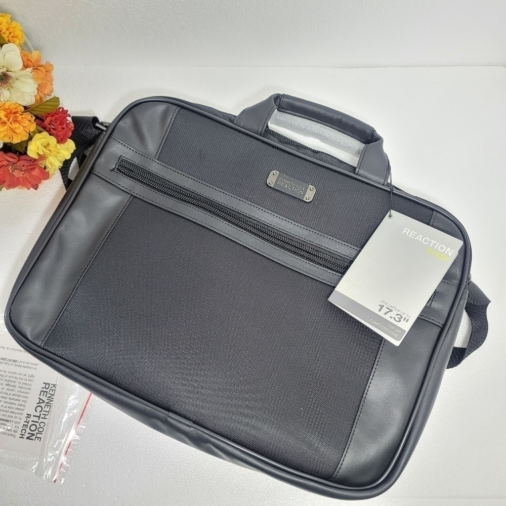KENNETH COLE REACTION LAPTOP CASE TOP ZIP